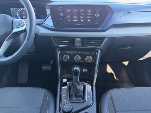 Used 2023 Volkswagen Taos SE w/ Black Wheel Package AWD/4WD image 12