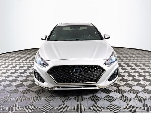 Used 2018 Hyundai Sonata Limited image 2