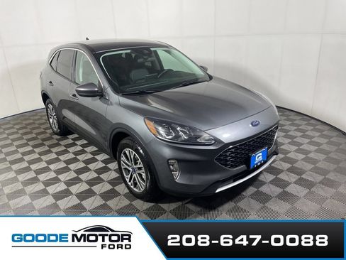 Used 2022 Ford Escape SEL w/ Technology Package AWD/4WD image 1