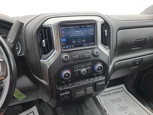 Used 2023 Chevrolet Silverado 2500 LT AWD/4WD image 25