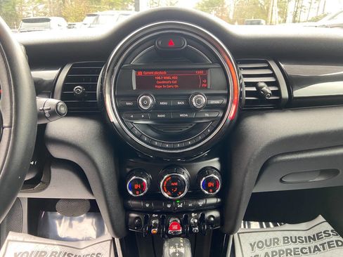 Used 2014 MINI Cooper 2-Door Hardtop image 14