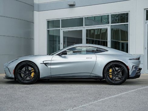 New 2026 Aston Martin V8 Vantage Coupe image 10