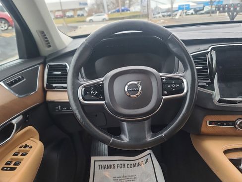 Used 2016 Volvo XC90 T8 Inscription w/ Vision Package image 21