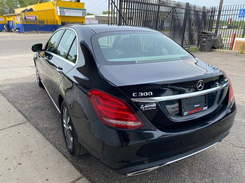 Used 2015 Mercedes-Benz C 300 4MATIC Sedan image 2