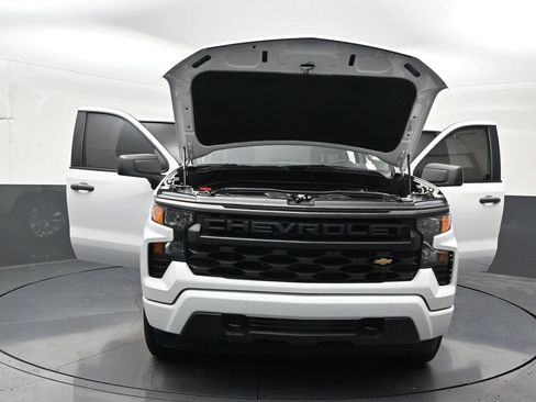Used 2024 Chevrolet Silverado 1500 Custom RWD image 38
