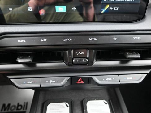 New 2027 Kia Telluride SX X-Pro AWD/4WD image 24