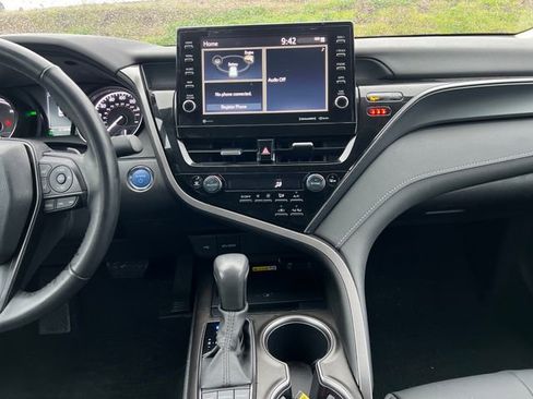 Used 2024 Toyota Camry SE w/ Audio Upgrade Package image 20