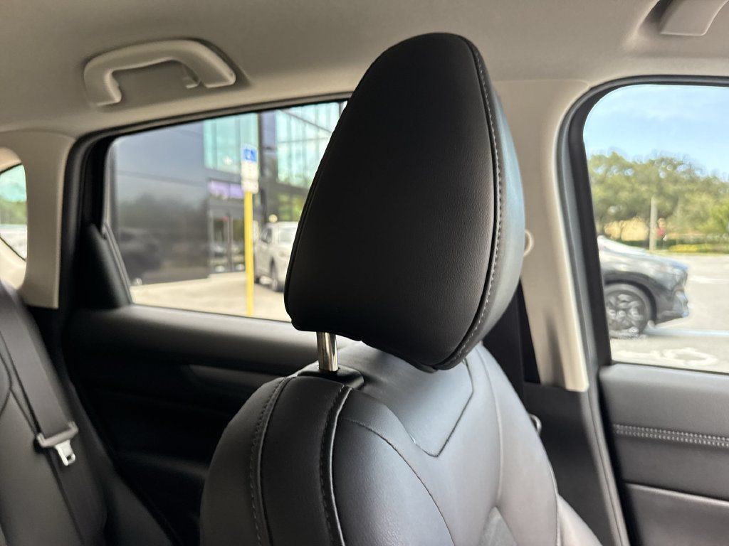 Certified 2021 MAZDA CX-5 Touring FWD image 20