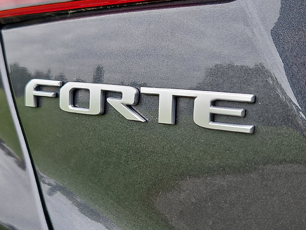 Certified 2023 Kia Forte LXS FWD image 31