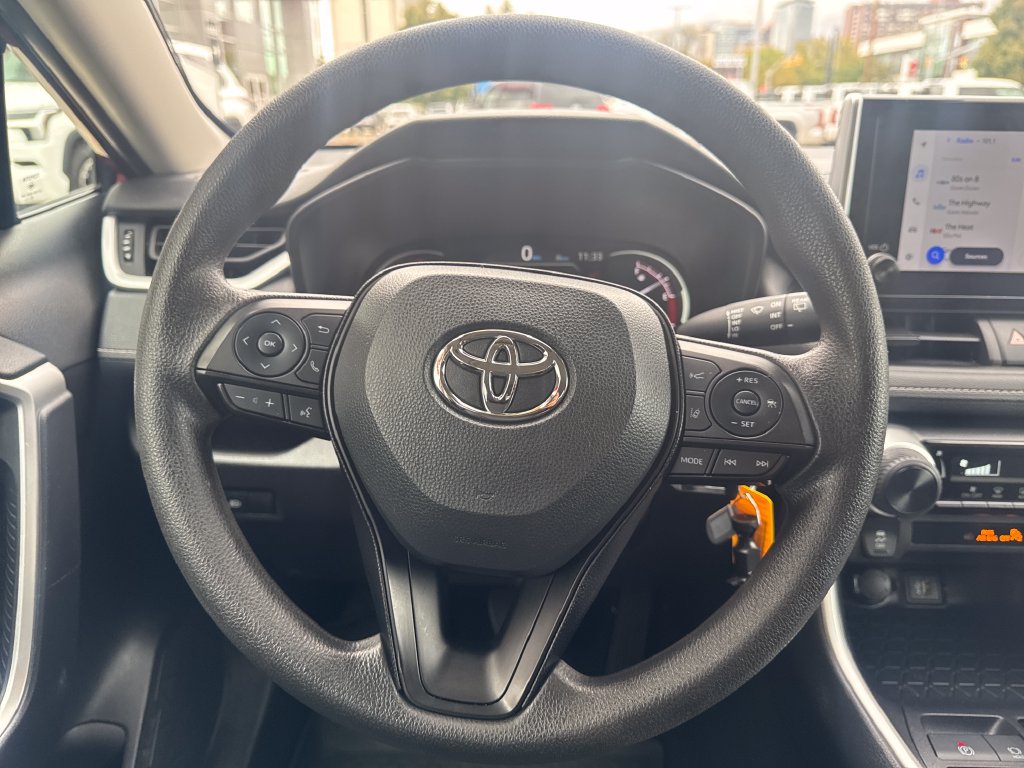 Certified 2025 Toyota RAV4 LE AWD/4WD image 14