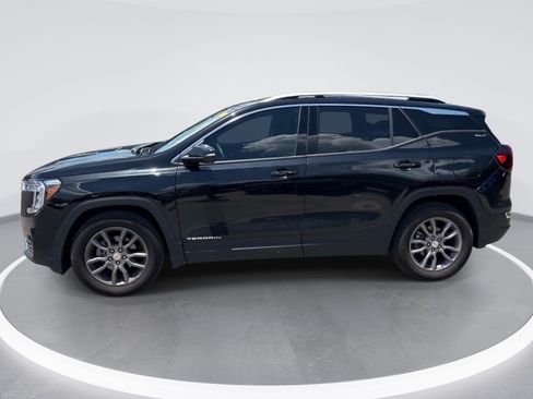 Used 2023 GMC Terrain SLT FWD image 5