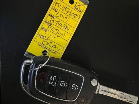 Used 2019 Hyundai Tucson SE FWD image 16