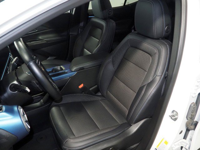 Used 2024 Chevrolet Equinox EV FWD LT w/ 2LT w/ LPO, Blackout Package image 12