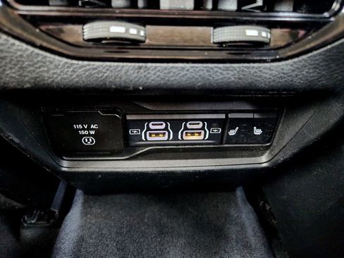 Used 2022 Jeep Grand Cherokee Limited 4xe image 40