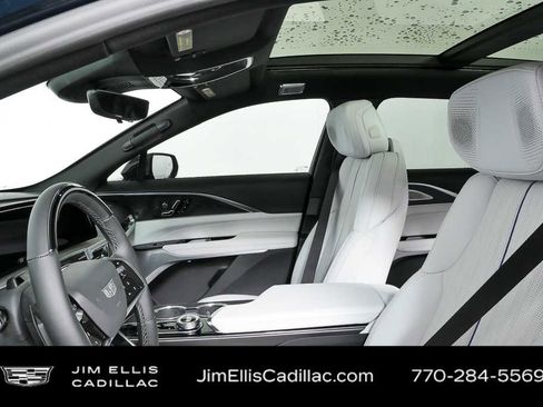 New 2026 Cadillac Lyriq Premium Luxury image 5