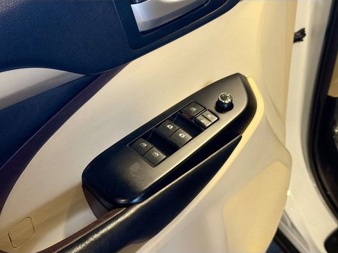 Used 2018 Toyota Highlander XLE w/ Protection Package #3 image 15