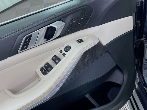 Used 2022 BMW X5 xDrive40i image 18