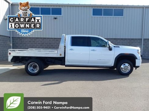 Used 2022 GMC Sierra 3500 Denali w/ Denali Ultimate Package image 2