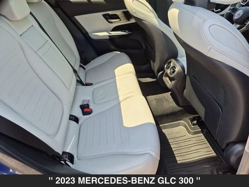Used 2023 Mercedes-Benz GLC 300 4MATIC image 31