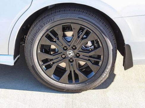 New 2026 Honda Odyssey Sport-L image 9