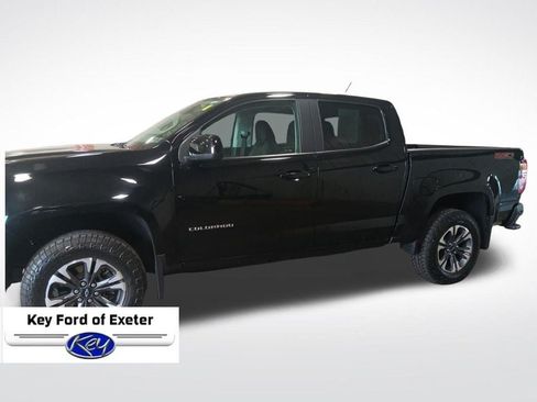 Used 2022 Chevrolet Colorado Z71 AWD/4WD image 7