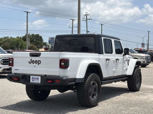 Used 2023 Jeep Gladiator Rubicon w/ LED Lighting Group AWD/4WD image 7