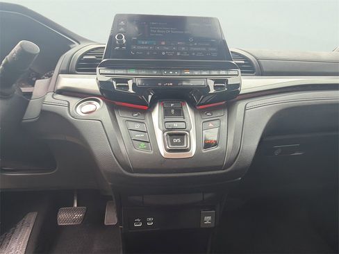 Used 2025 Honda Odyssey Sport-L image 36
