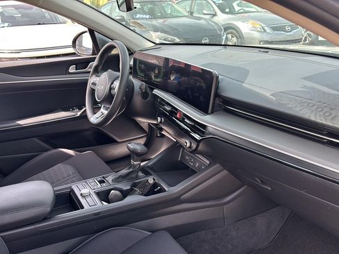 Used 2025 Kia K5 LXS FWD image 24