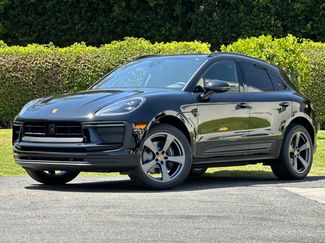 New 2026 Porsche Macan AWD/4WD video 1