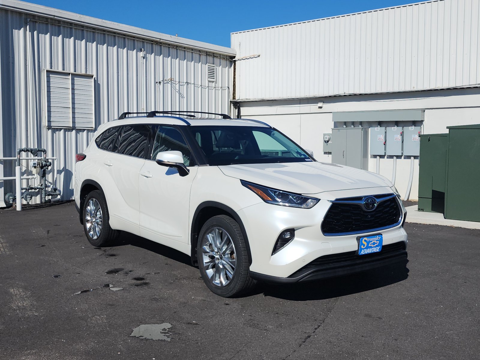 Used 2021 Toyota Highlander Limited AWD/4WD image 7