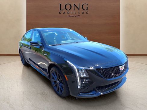 New 2026 Cadillac CT5 V w/ Technology Package AWD/4WD image 3