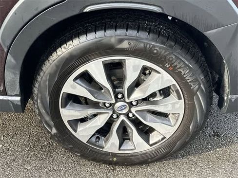 Certified 2025 Subaru Outback Touring XT image 5