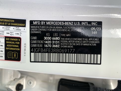 Used 2024 Mercedes-Benz GLE 350 4MATIC image 36
