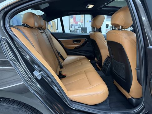 Used 2018 BMW 330i xDrive Sedan AWD/4WD image 15
