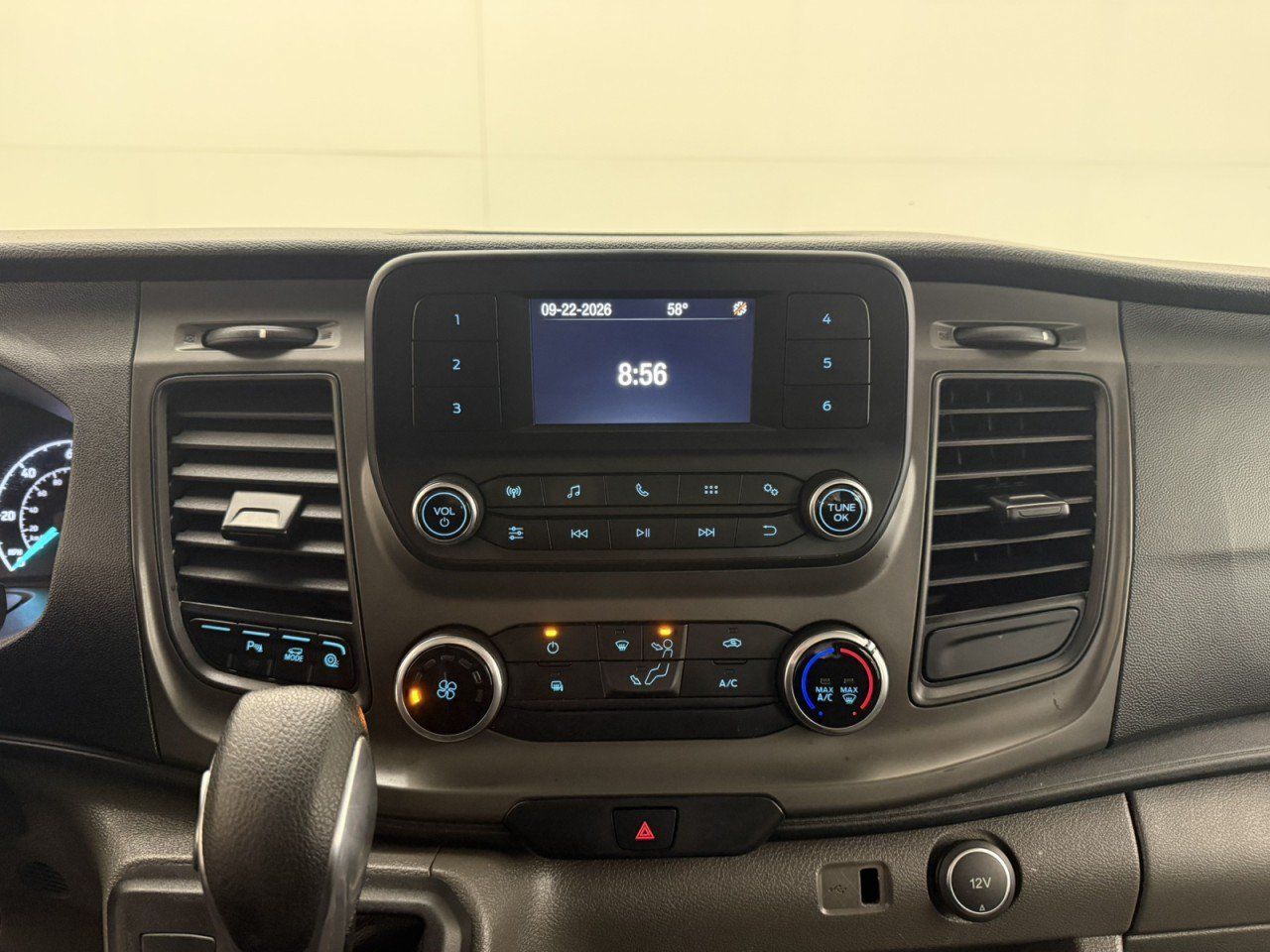 Used 2020 Ford Transit 350 XLT RWD image 20