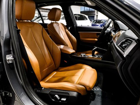 Used 2018 BMW 340i 340i Sedan 4D image 40