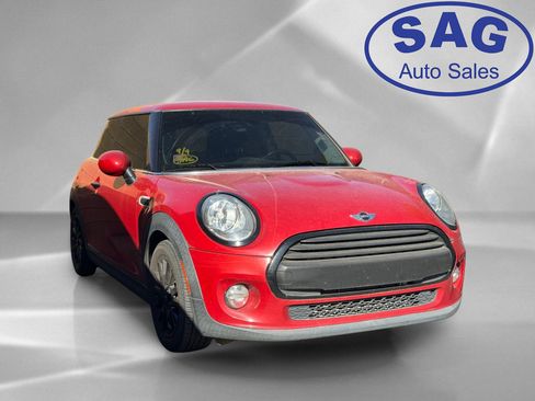 Used 2018 MINI Cooper 2-Door Hardtop FWD image 2