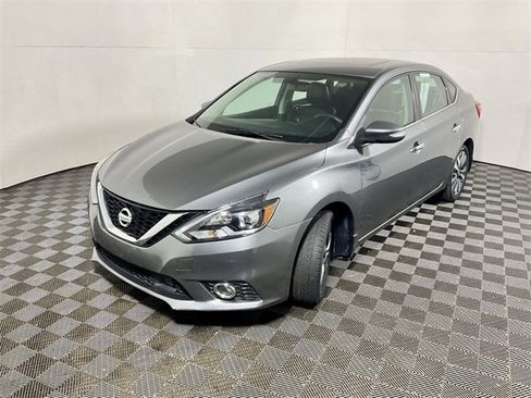 Used 2018 Nissan Sentra SL image 9
