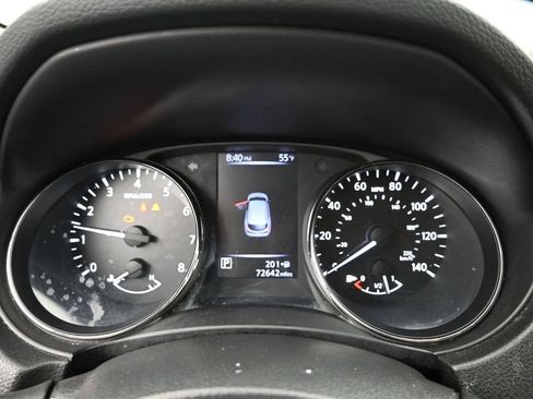 Used 2018 Nissan Rogue Sport S image 15