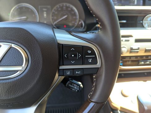 Used 2017 Lexus ES 350 w/ Premium Package FWD image 18