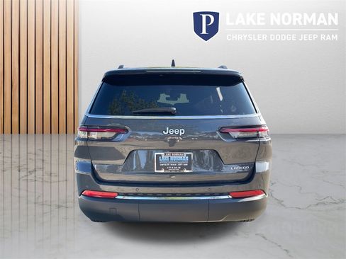 New 2025 Jeep Grand Cherokee L Laredo w/ Luxury Tech Group I image 8