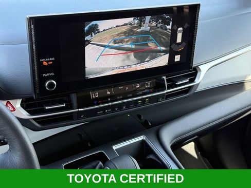 Certified 2026 Toyota Sienna XLE FWD image 14