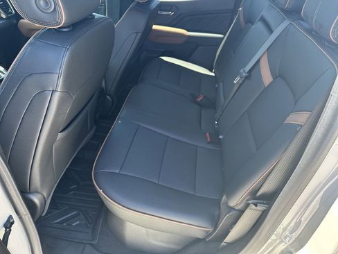 Used 2026 GMC Canyon AT4 w/ AT4 Premium Package AWD/4WD image 23