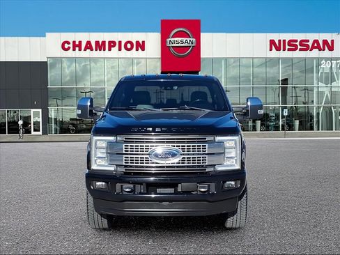 Used 2018 Ford F350 Platinum image 2