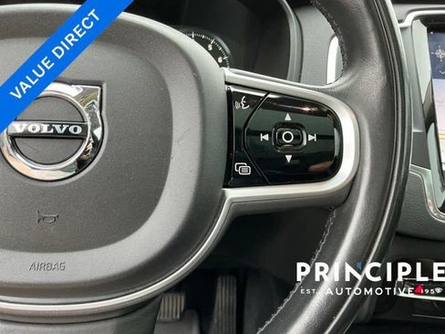 Used 2019 Volvo XC90 T6 Momentum w/ Protection Package Premier AWD/4WD image 18