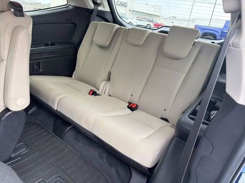 Used 2022 Subaru Ascent Premium w/ Convenience Package image 16