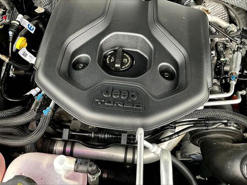 Used 2023 Jeep Grand Cherokee 4WD 4xe image 35