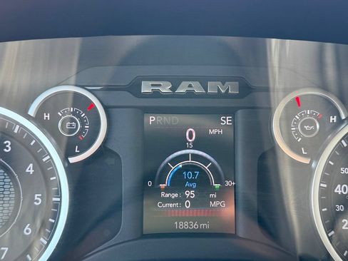 Used 2026 RAM 2500 Big Horn AWD/4WD image 16