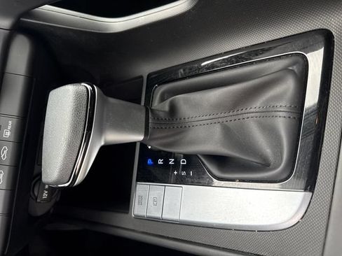 Certified 2023 Hyundai Elantra SE w/ Cargo Package FWD image 24