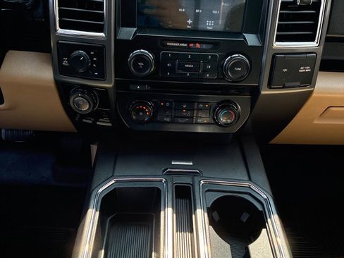 Used 2017 Ford F150 XLT w/ Equipment Group 302A Luxury image 15